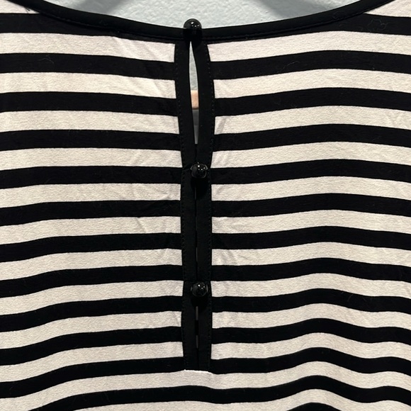 Joseph Ribkoff blouse - Picture 5 of 6